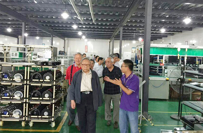 国内知名电源行业专家到华体汇最新官网
参观访问 (4).jpg