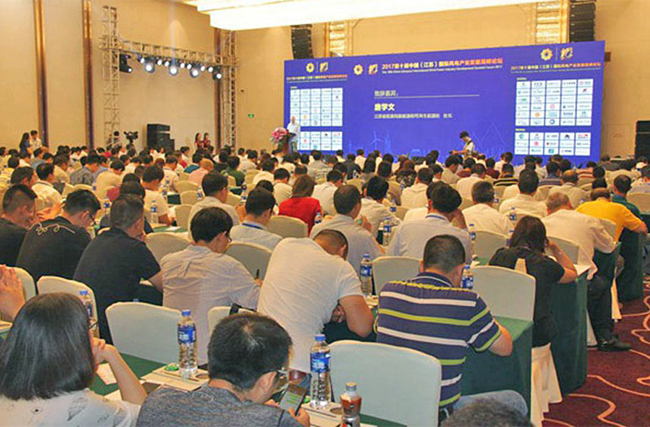 喜讯禾望荣获2017中国风电产业50强十佳优秀产品.jpg